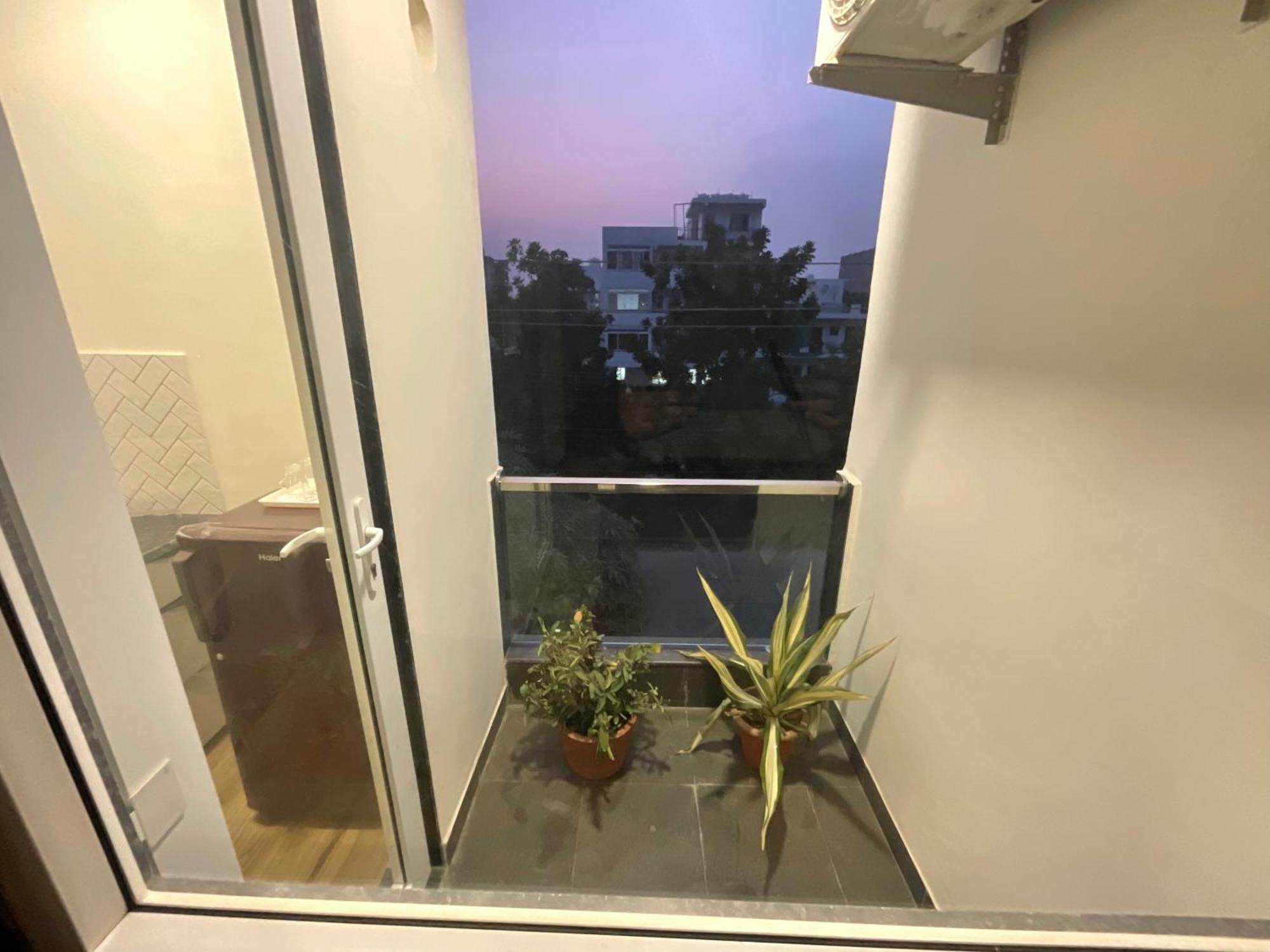 Downtown Studios Gurgaon Exterior photo